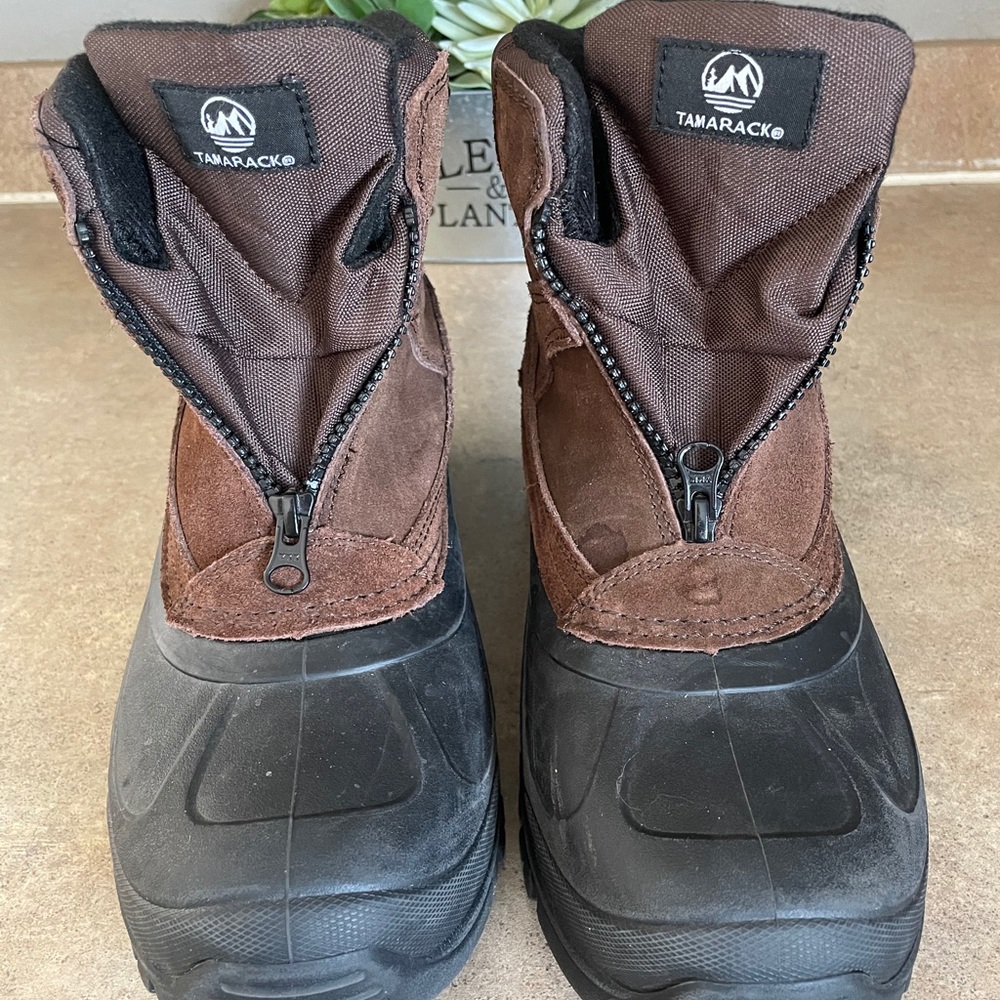 Men’s size 8 Tamarack winter boots
